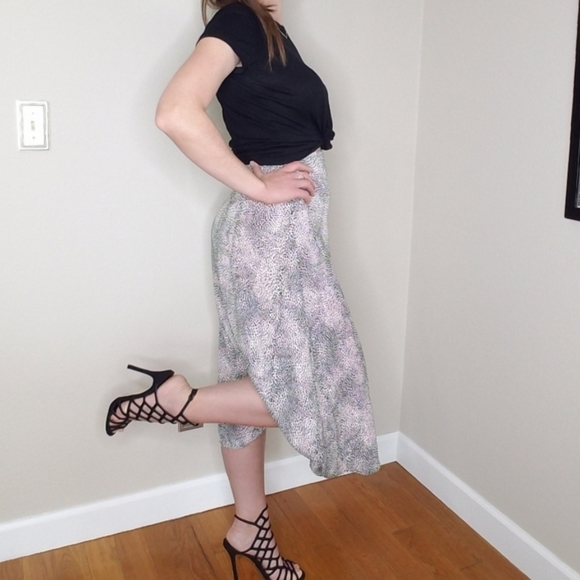 Spotted animal print skirt - Picture 2 of 8